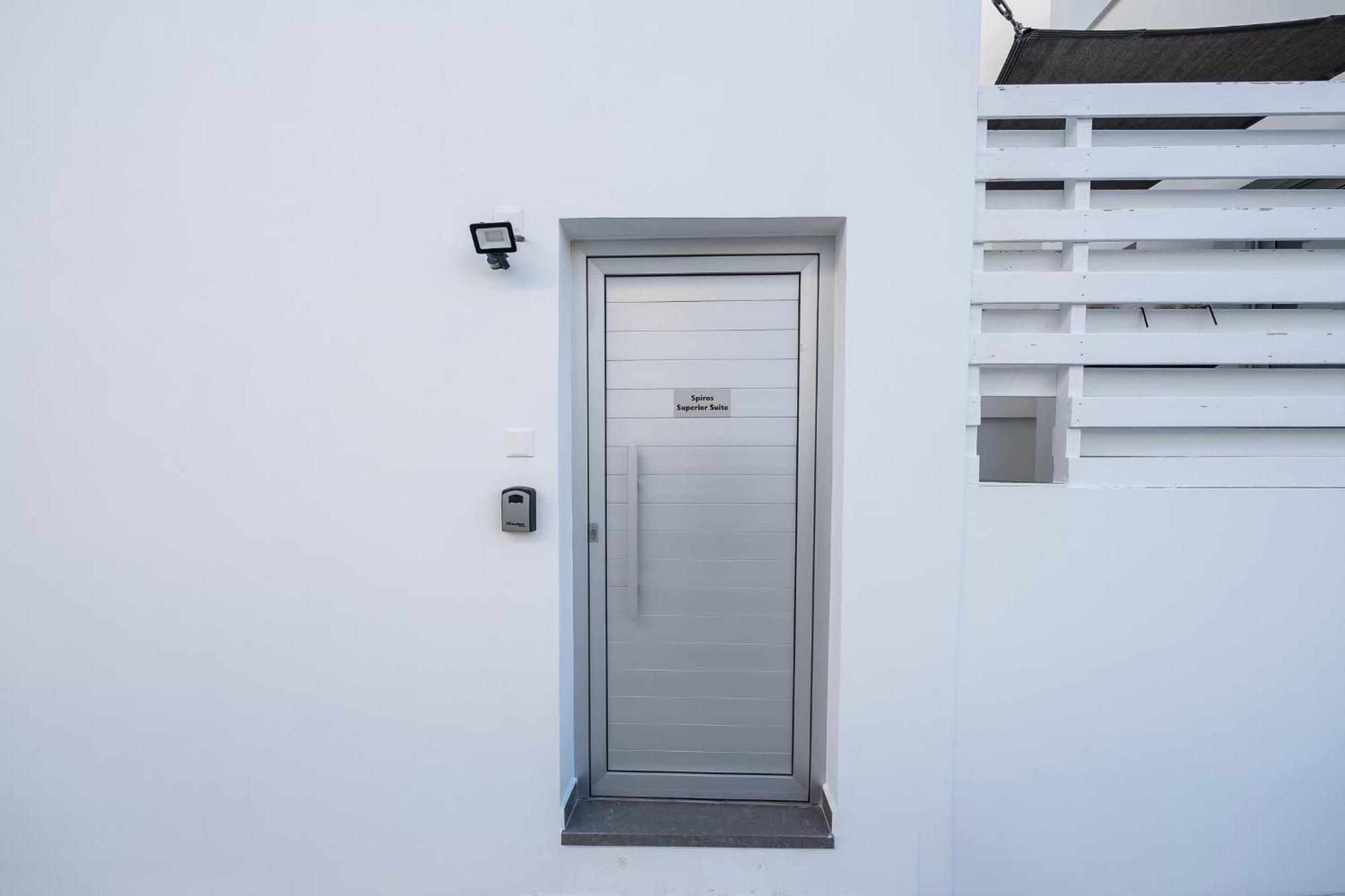 Spiros Luxury Apartments Ayia Napa Exteriör bild